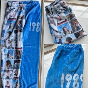 Blue Taylor Swift 1989 Graphic Sweatpants